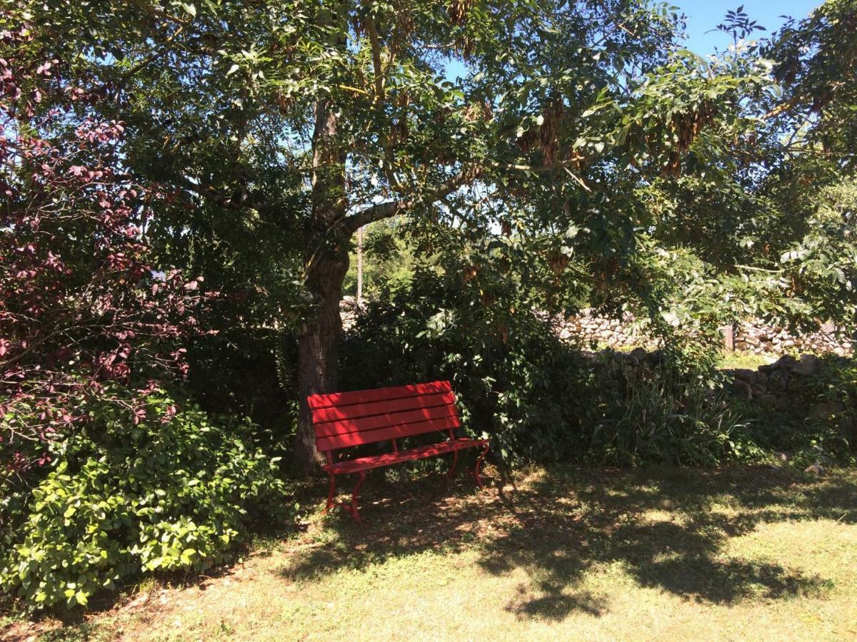 Le Couvent Bed & Breakfast Saint-Jean-de-Laur Luaran gambar